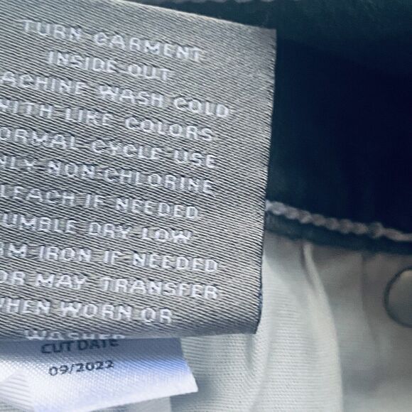 Torrid Jeans Plus Size 18 Gray Crop Jegging Cuffed Beach Casual Classic - Picture 8 of 8